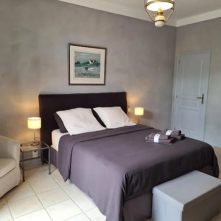 Bed & Breakfast Chateau La Sabine Saint-Laurent-de-la-Cabrerisse