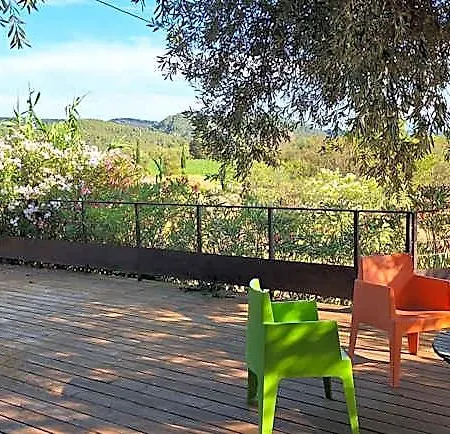 Chateau La Sabine 4*